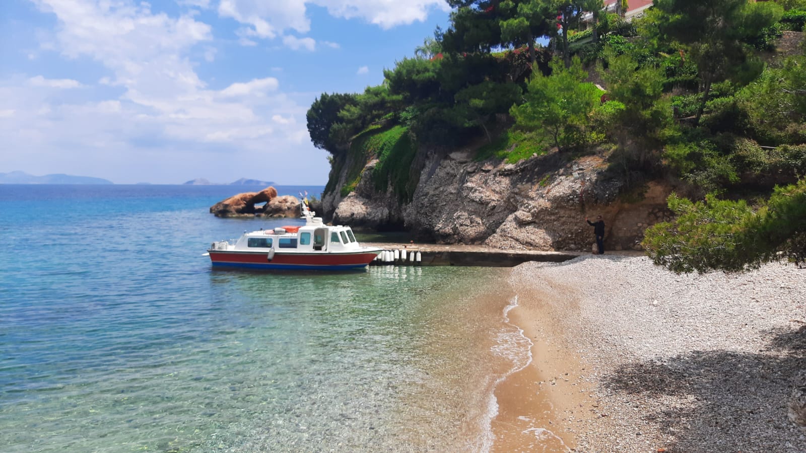 Μιχαήλ B at a secluded beach in Spetses